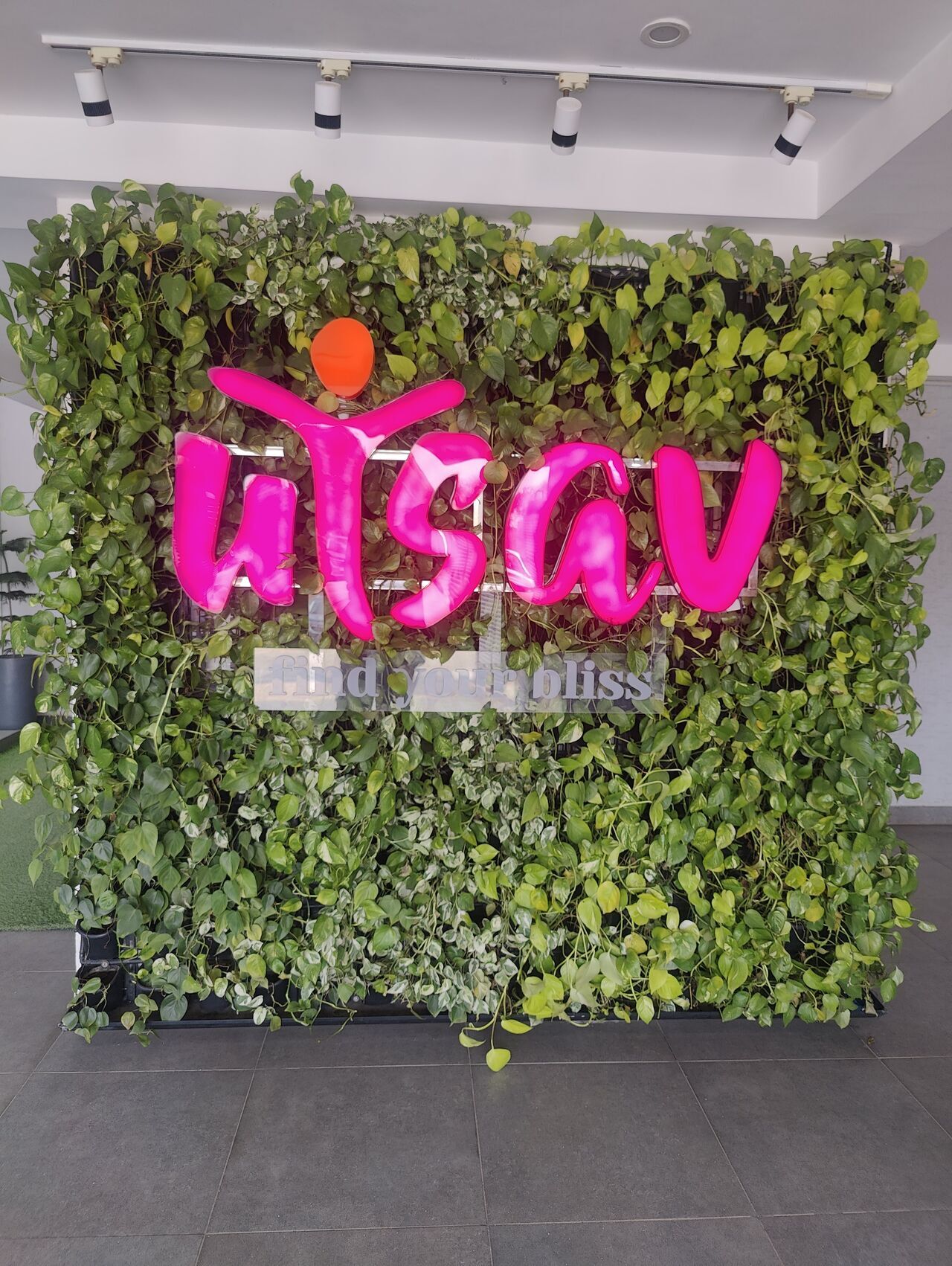 Customer wearing Dyemension T-shirt